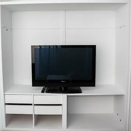 Iro's Lovely 2 Bedroom Апартаменты *
