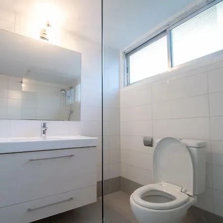 Iro's Lovely 2 Bedroom Limassol